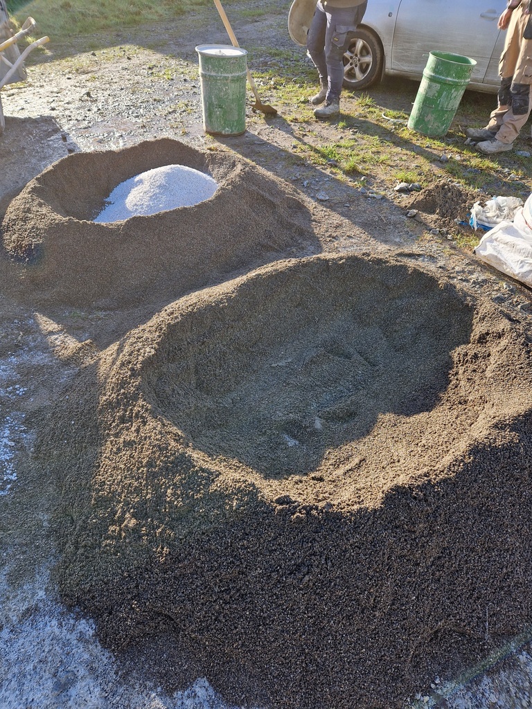 Building Bonds: A Free Demonstration on Lime Mortar Techniques